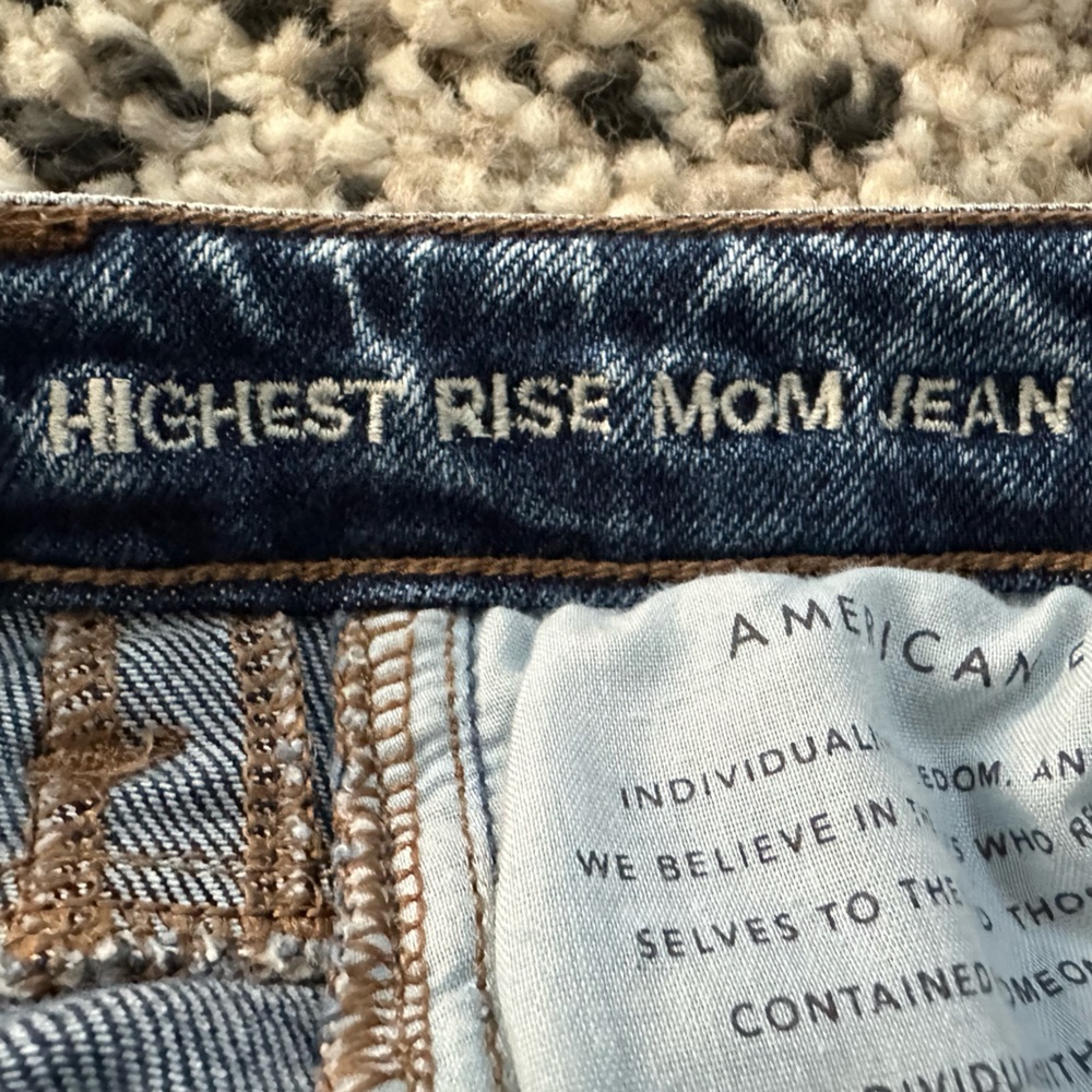 AE highest rise mom jean - Picture 4 of 5